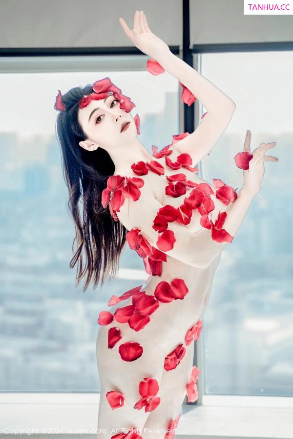   [XiuRen]高清写真图 2024.03.05 No.8175 瑜伽喵 新人美臀第20张图片